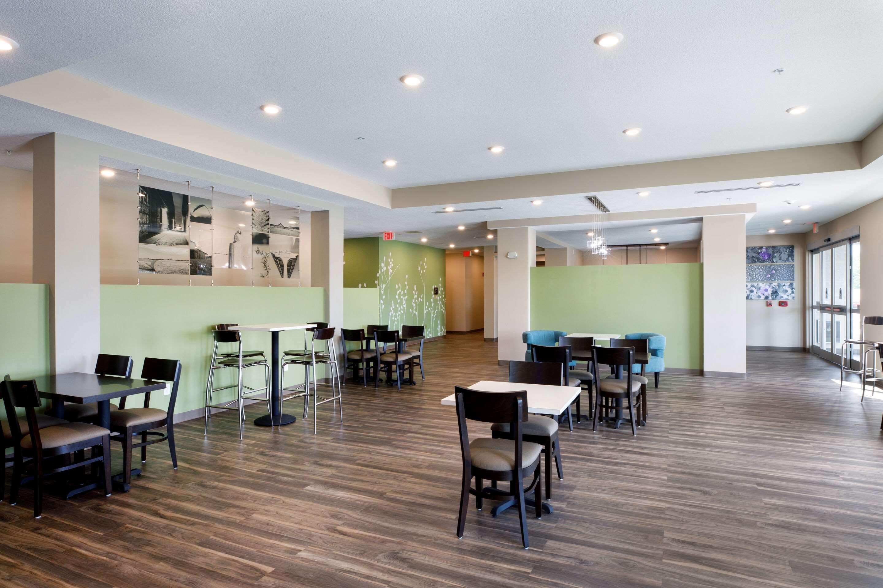 Hotel Sleep & Park City-wichita North