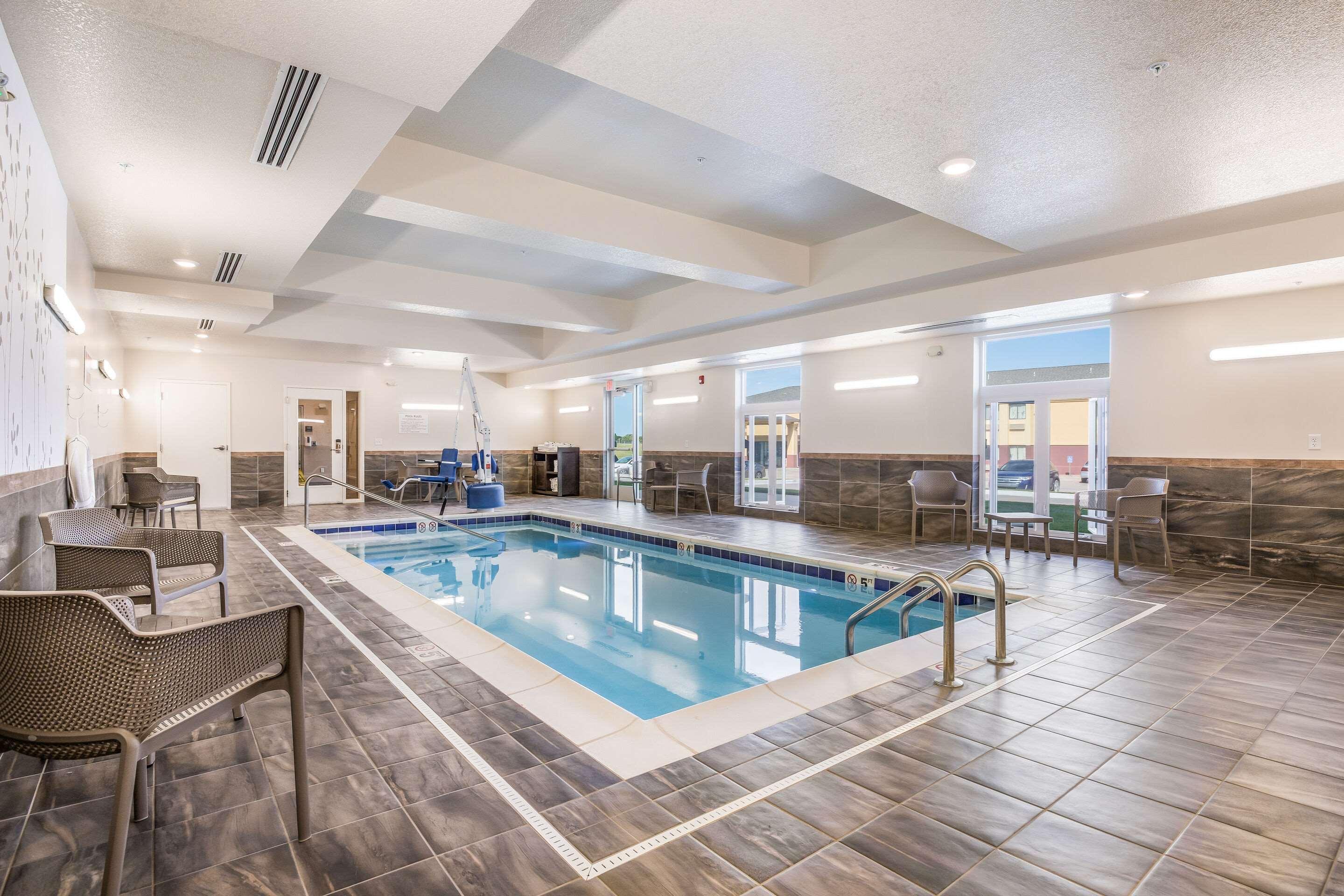 Hotel Sleep Inn&suites Park City-wichita North 2*
