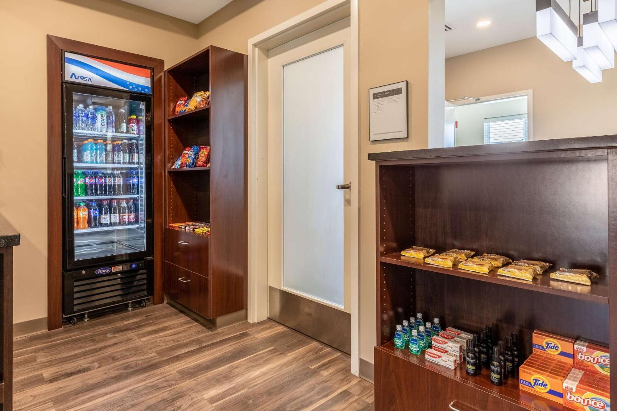 Sleep Inn&suites Park City-wichita North 2*